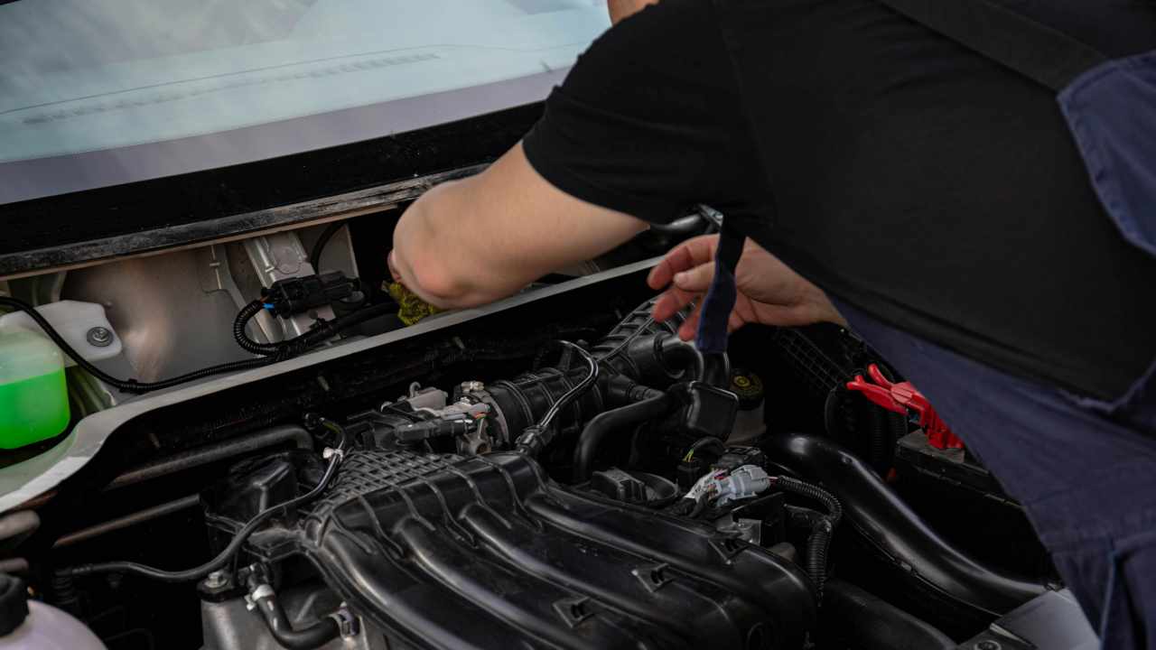 How to Replace Commonly Worn-Out Car Parts at Home